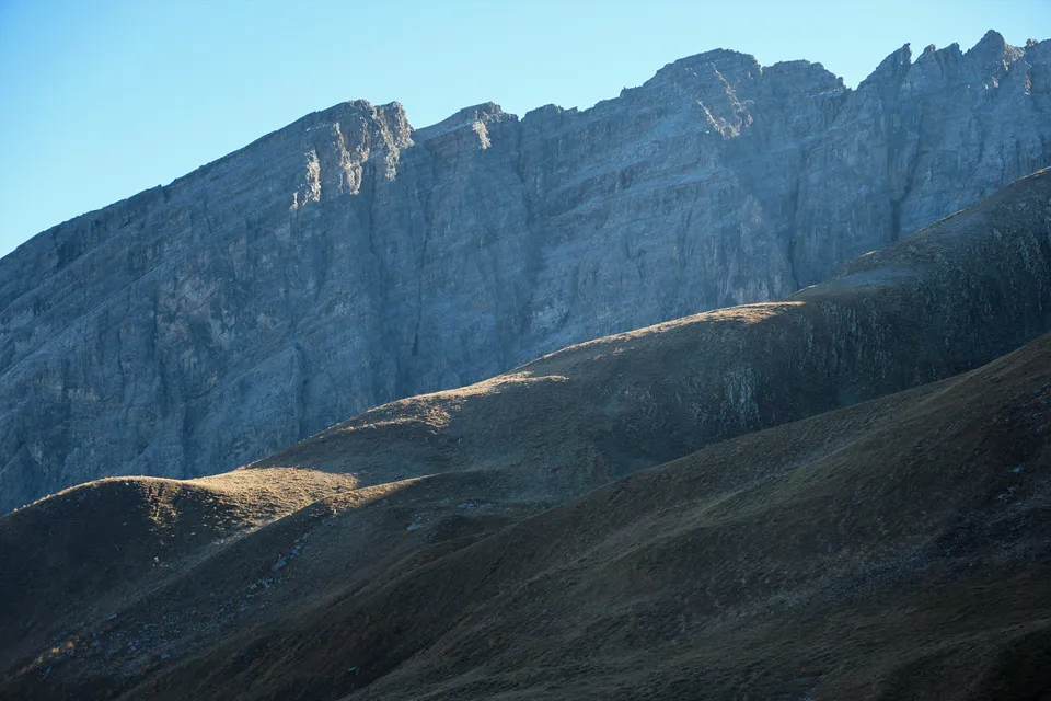 Parois rocheuses dans le Val d’Ela